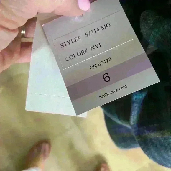 Gabby Skye Shift Dress Navy Size 6 Violet Plaid Ruffle Sleeves Cozy Fall Career - Picture 15 of 16